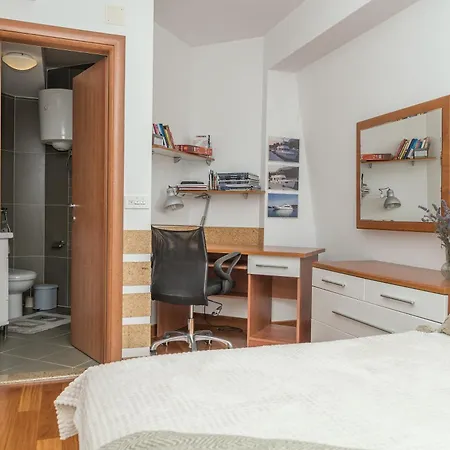 Διαμέρισμα Irisa Art