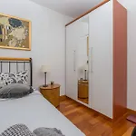 Irisa Art Apartman